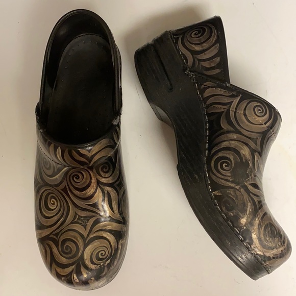 DANSKO Romney Dodd Hand Painted Slip On Clog Shoes - Picture 1 of 17